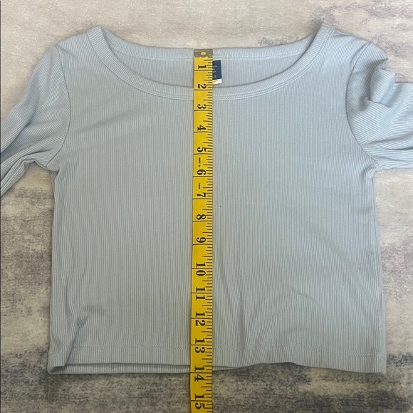 Old Navy Soft Blue Long Sleeve Tee - Picture 5 of 5